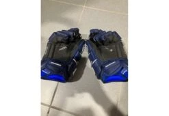 Gants Warrior CHL Occasion QR5 PRO Ou QRE10 -Hockey Fournitures Boutique gants warrior chl occasion qr5 pro ou qre10 1 4
